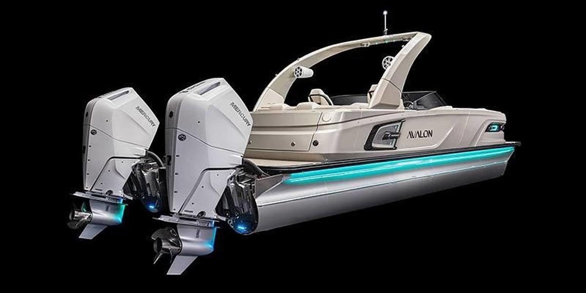 2026 Avalon Excalibur - 25 FT Elite Windshield