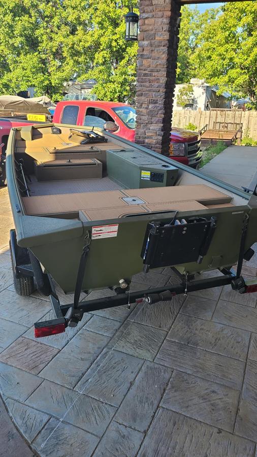 Used SeaArk 31660MVT