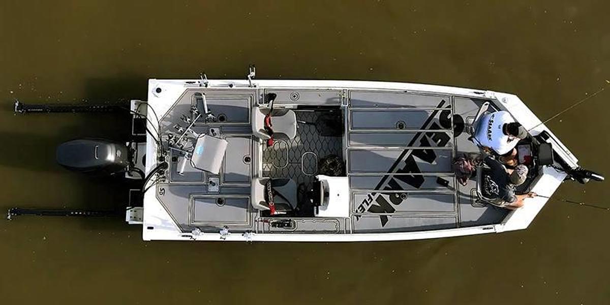 2026 SeaArk Flex 21