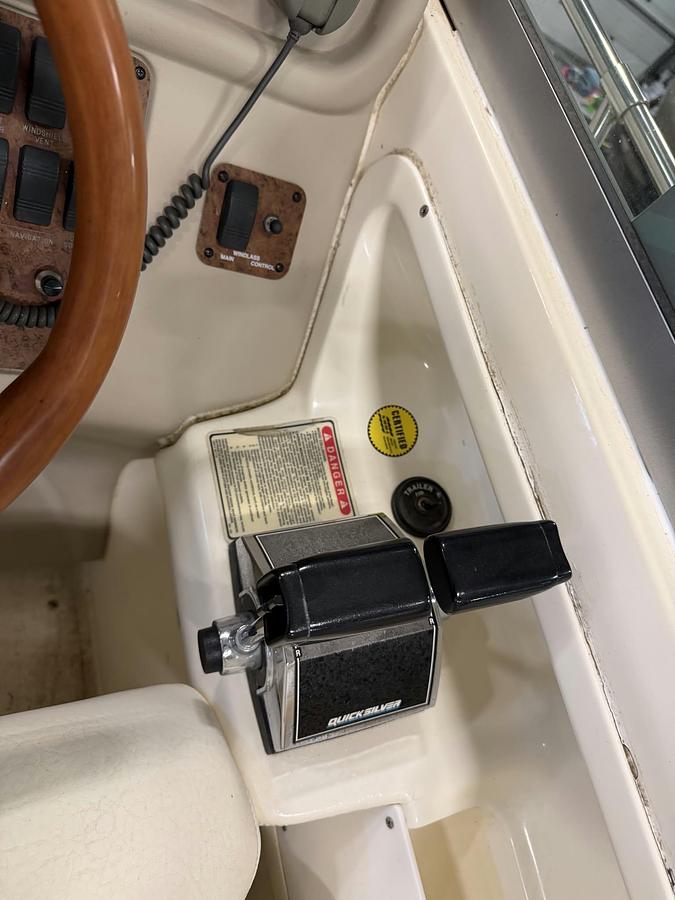Used 1999 Sea Ray 290 Sundancer Series