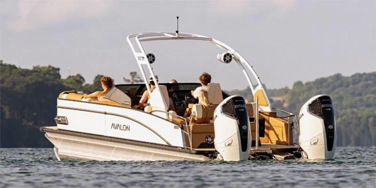 2026 Avalon Catalina - 25 FT Cruise Rear Bench Windshield