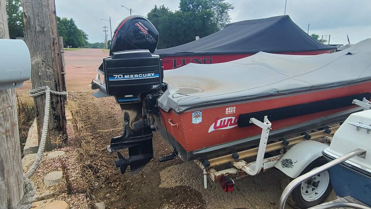 Used 1988 Lund Pike w/ Merc 70