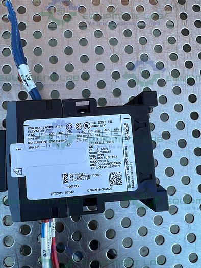 Used Siemens  3RT2015-1BB42 Contactor Relay