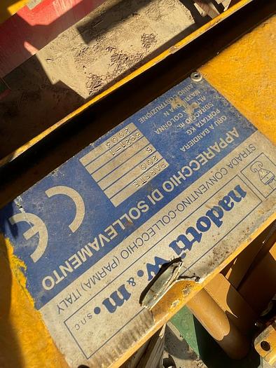 Usato GRU A BANDIERA 4