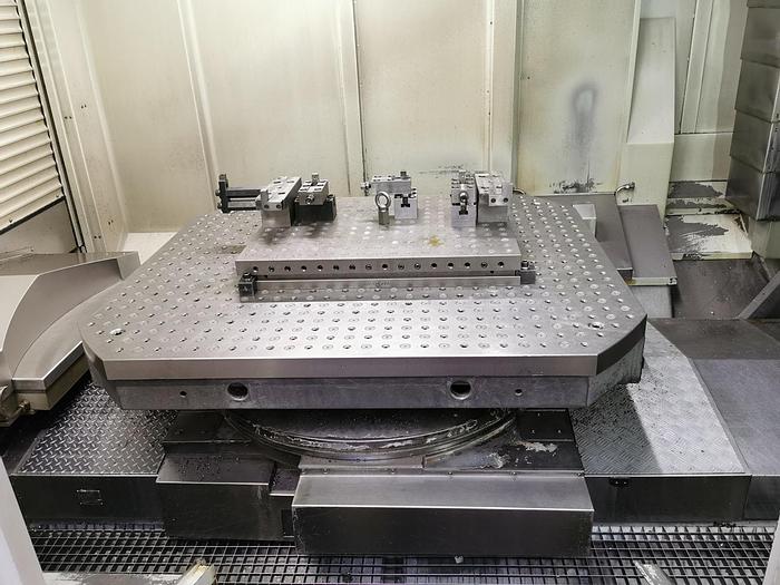 Gebraucht 5-Achsen-Bearbeitungszentrum DECKEL MAHO - DMC 200 U