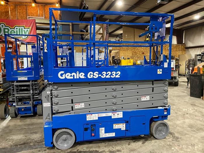 Used 2008 GENIE GS3232