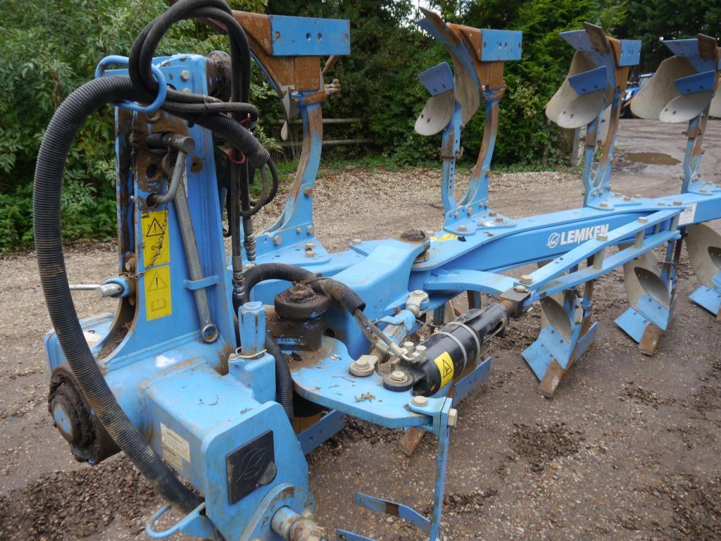 Used Lemken Europal 8 Plough