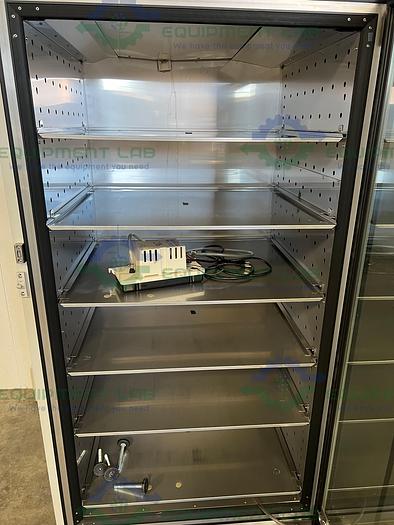 Used Thermo Fisher 3940 Refrigerated Incubator w/ Humidity 29 Cu Ft., 0° to 60°C