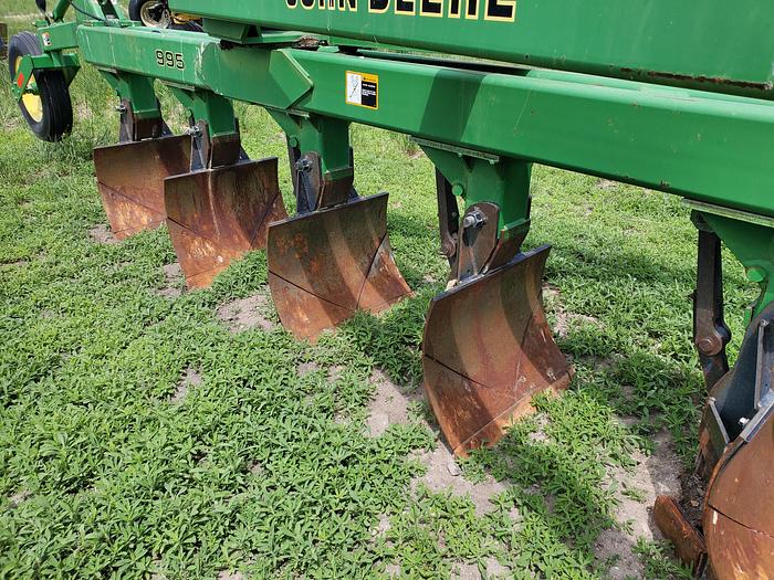 Used John Deere 995 Switch Plow - 6 Bottom