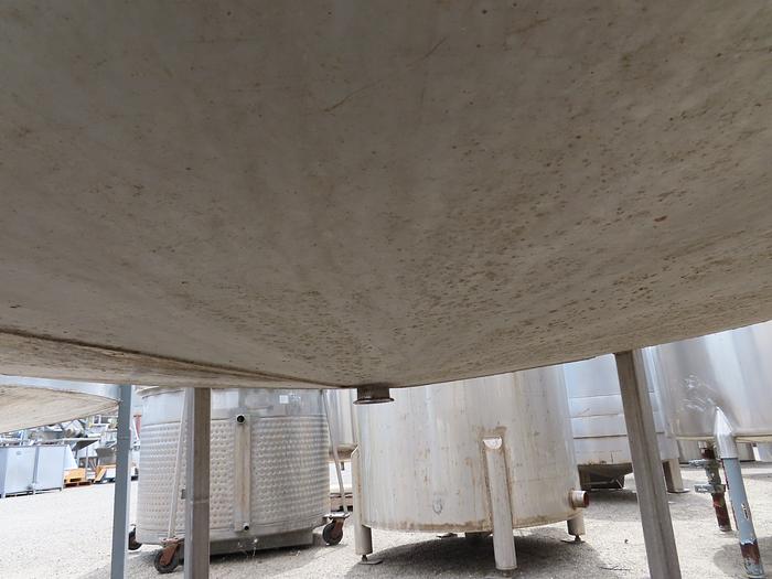 Used 885 Gallon Vertical Stainless Tank