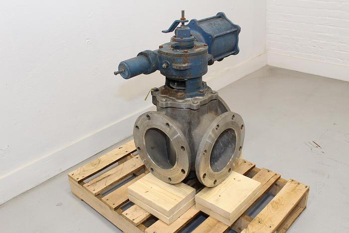 Used Dezurik 8" 3-way Air Operated Valve #43975