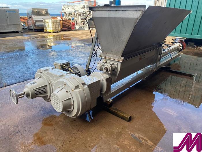 Used 2002 Seepex BTI Size 35 Progressice Cavity Pump with Hopper