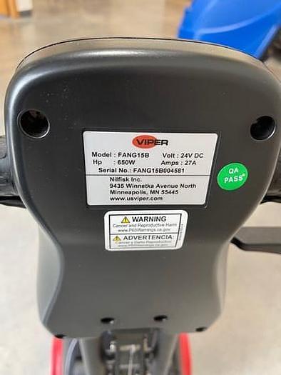 Used 2021 VIPER FANG 15B SCRUBBER (FLOOR MODEL) (BATTERY)