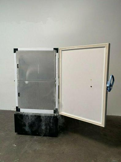 Used Thermo Scientific TSX600A -86 ºC Laboratory Freezer 28.8 CU FT 115V