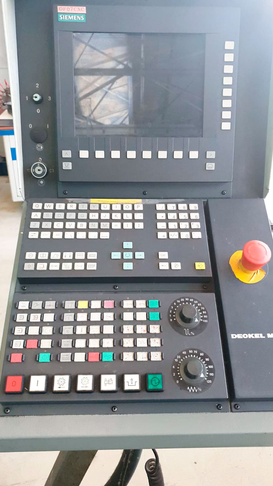 Used Deckel Maho VMC 63V - Vertical Machining Centres - 1999