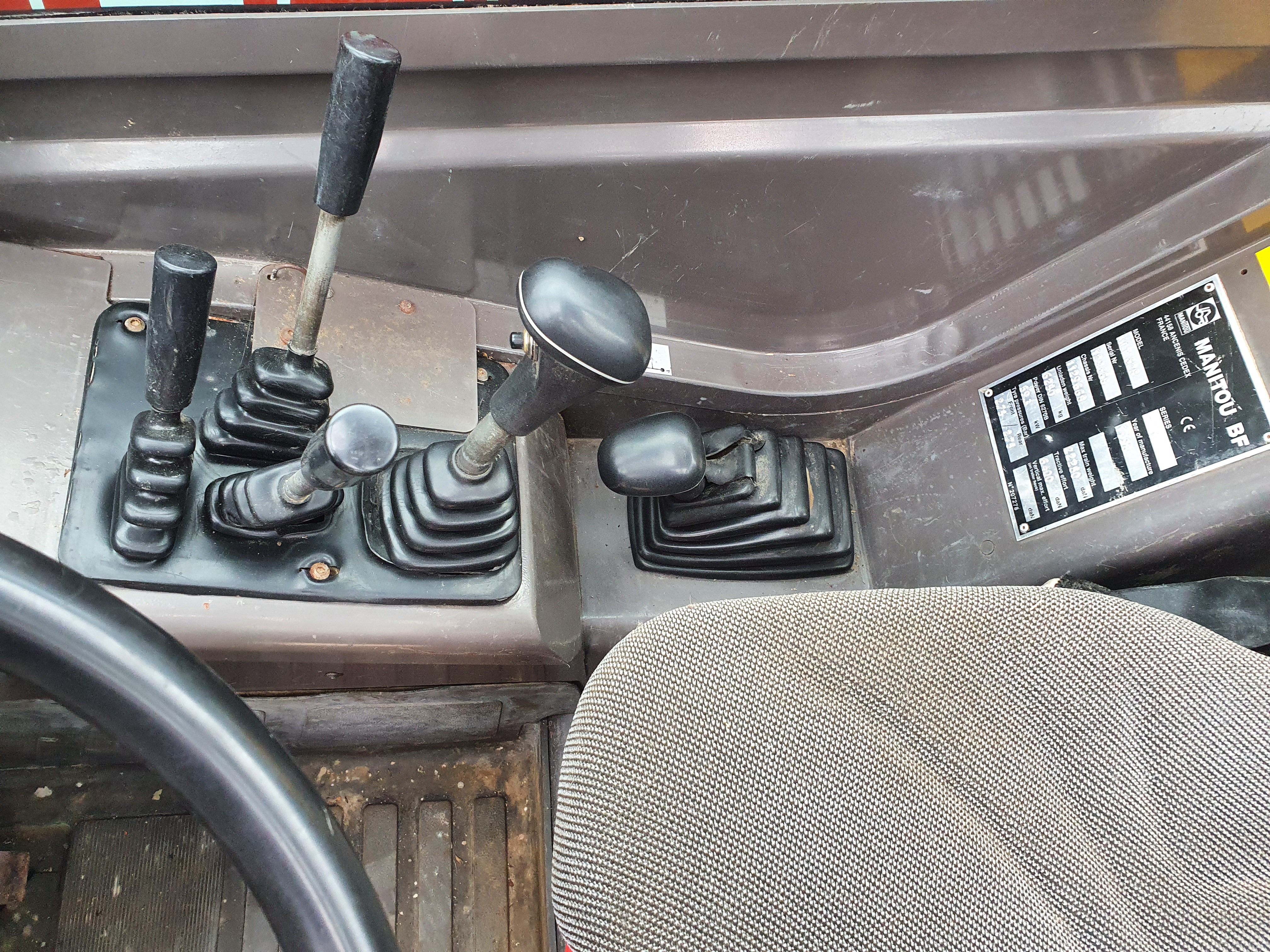 Used Manitou MLT628 Telehandler