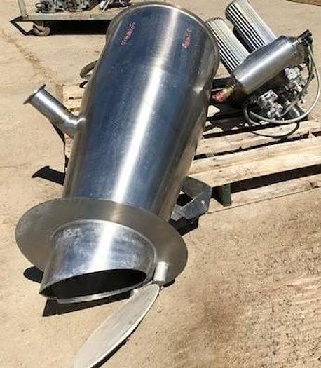 Used Dust Collector, Cartridge, 15" Dia., S/st, 4 Cartridge #S741440