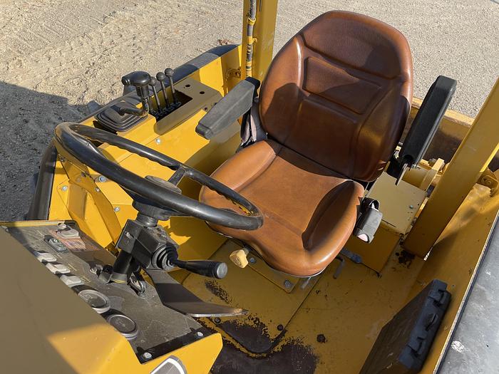 Used 2006 John Deere 210LE