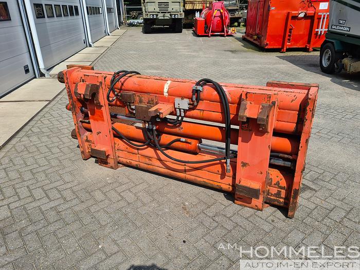 Used Bale clamp,  heavy duty