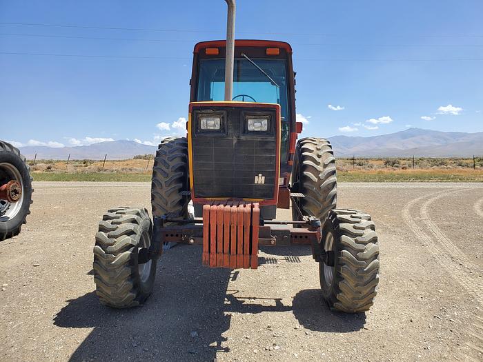 Used 1982 International 5488 Tractor