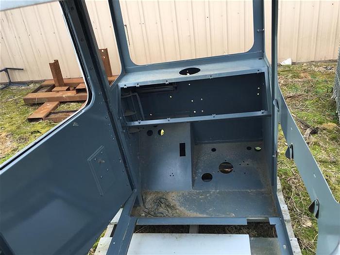 0 CCC CAB FOR CCC (CRANE CARRIER COMPANY) TRUCK - Pending Sale