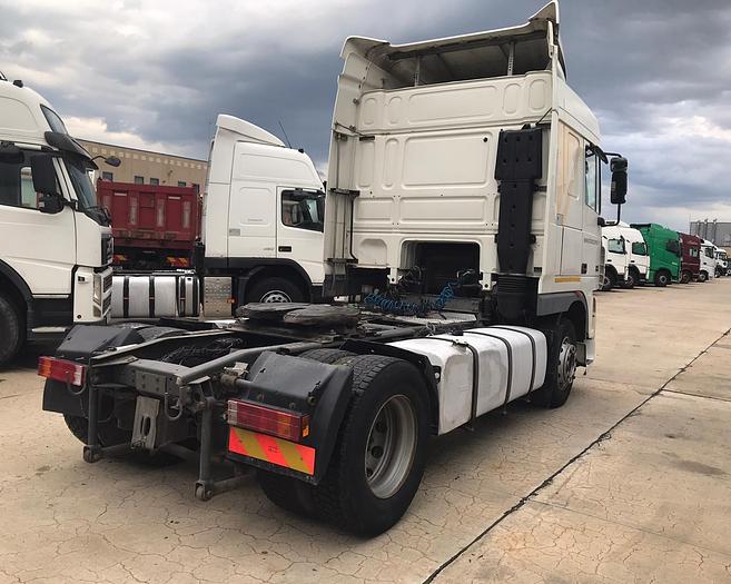 Usado 2001 DAF XF 95 430 ZF manual tractor unit