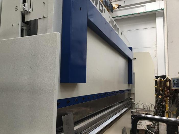 Usato PIEGATRICE LVD IDRAULICA 3000X 100