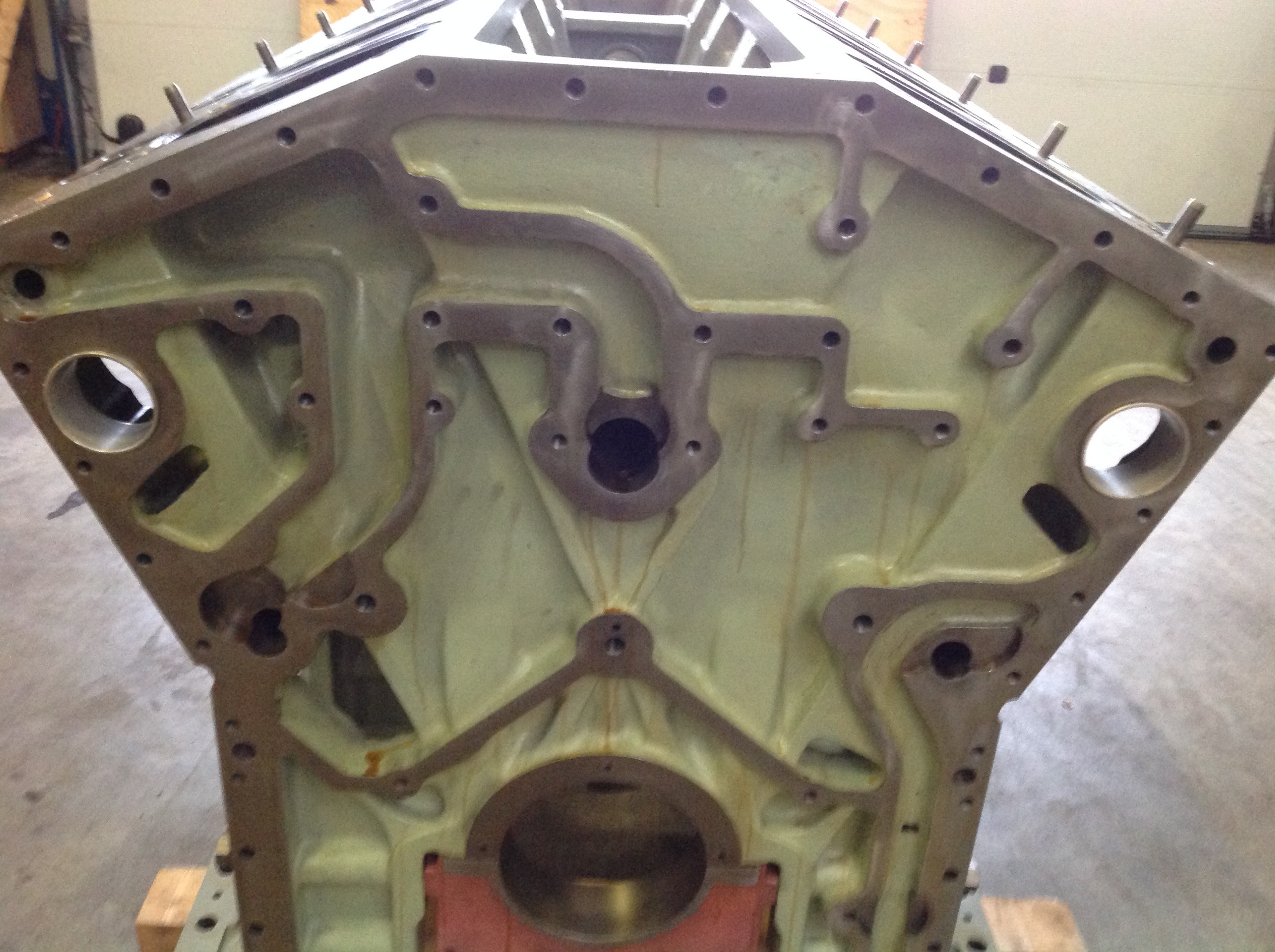 Used CYLINDER BLOCK DEUTZ SBV12M628
