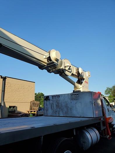 Used 2001 Ford F750 Terex BT3400 Crane Truck - M74771