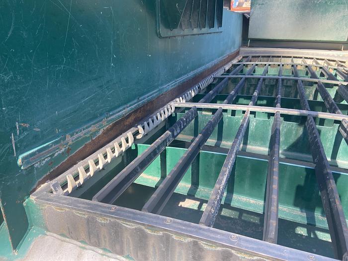 Refurbished Derrick Dual FLC 504 Shaker (4 panel)