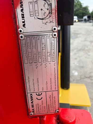 Used 12,000 POUND YALE ROLL CLAMP TRUCK MODEL GLC120VXPRS W/ 60" BOLZONI CLAMP MFG. 2012