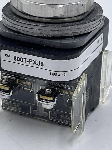 Used Allen-Bradley 800T-FXJ6 Ser T