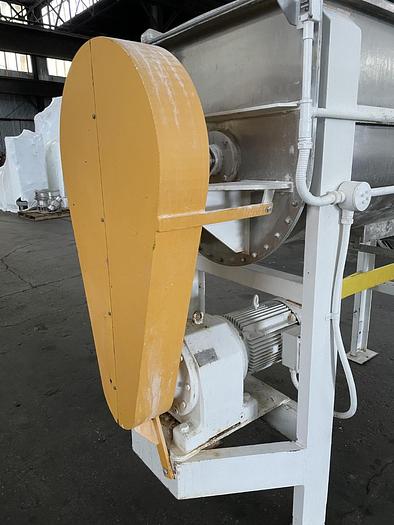 Used 30 CU. FT. LOWE RIBBON BLENDER - 304 S/S - 15 HP