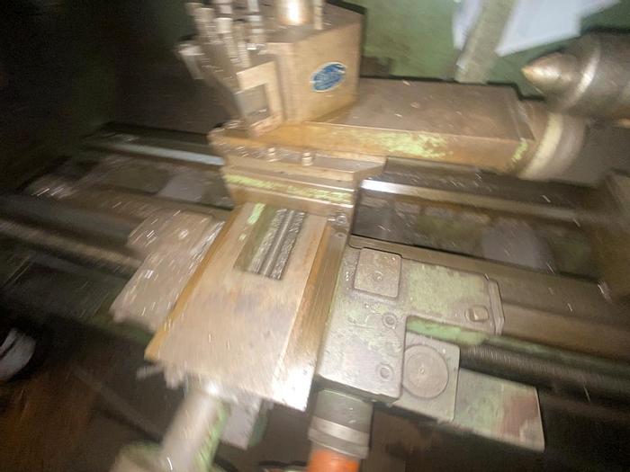Used Pinacho Latino L-1 Mod 225 Manual Lathe