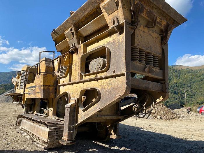 Used 2007 Extec C12+ tracked jaw crusher
