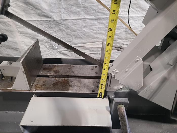 Used DoAll Model C-4 Metal Cutting Bandsaw