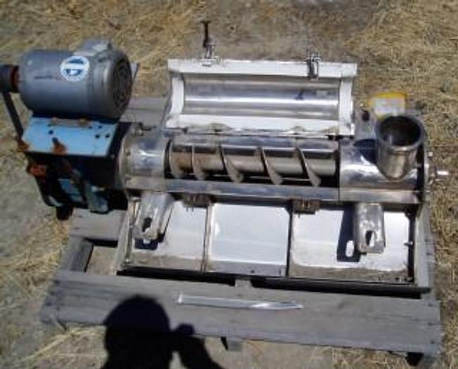 Used Feeder, Screw, 4" X 32", S/st, Hopper #S328676