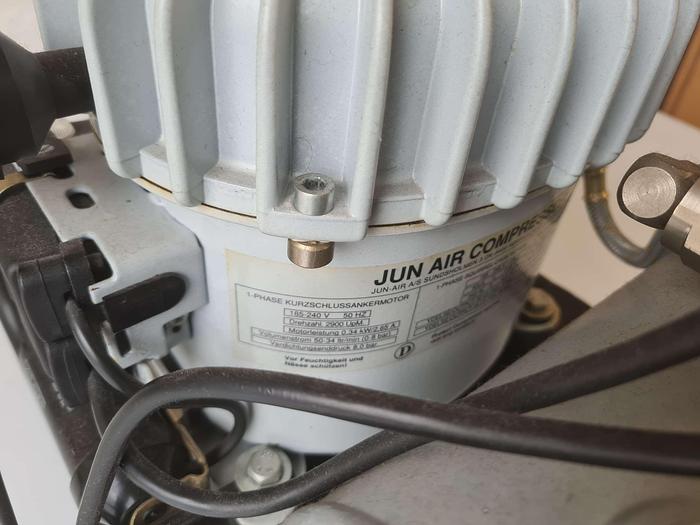 Used Jun-Air 6-J Mini Air Compressor