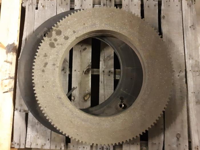 Used USED WPT  CLUTCH PARTS 3 FRICTION DISC PN# W30-07-902  30" X1.25" 123 TEETH/ 1 AIR TUBE PN# W31-20-901/ PRESSURE PLATE PN# W30-03-100C1