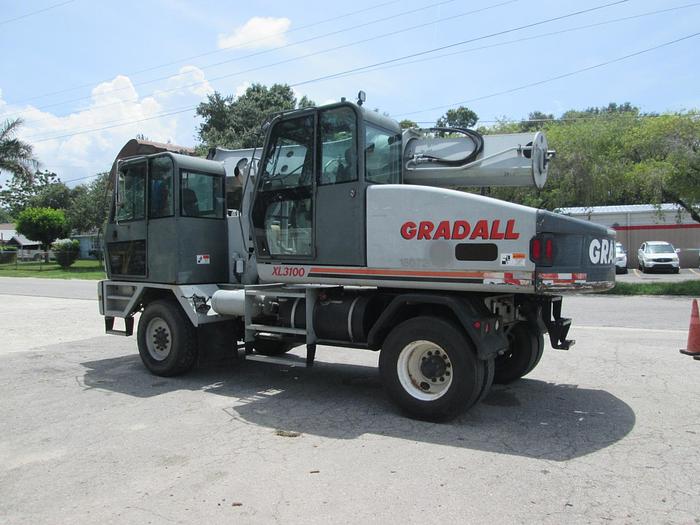 Used 2006 Gradall Excavator XL3100