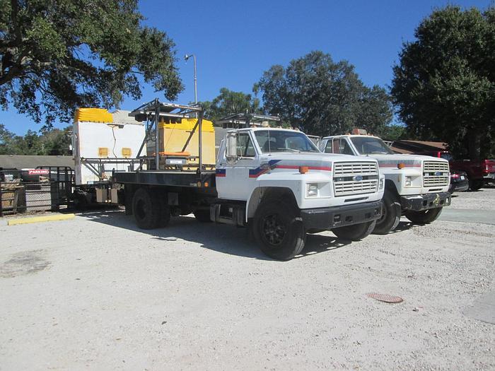 Used Ford F800 Attenuator Flat Bed Crash Truck