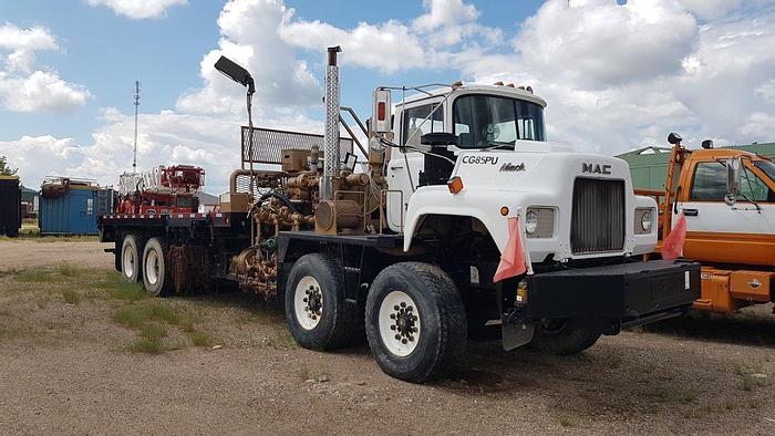 Used 1980 MACK DM600 Twin Steer Heavy Duty Oilfield Pump / Kill Truck