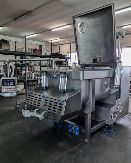 NIRO-TECH RX-1250V VACUUM PADDLE MIXER