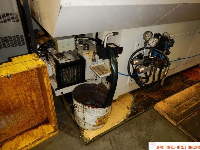 Used Daewoo DMV 400 Twin Pallet VMC - 2000