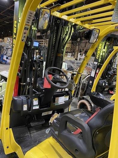 Used 12,000 POUND HYSTER MODEL S120FTPRS PAPER ROLL CLAMP TRUCK FORKLIFT