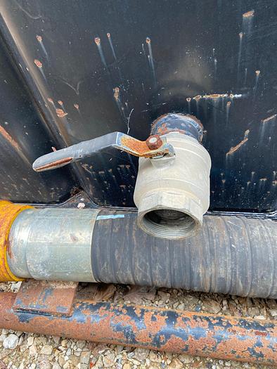 Used NA Closed Top Mix Tank