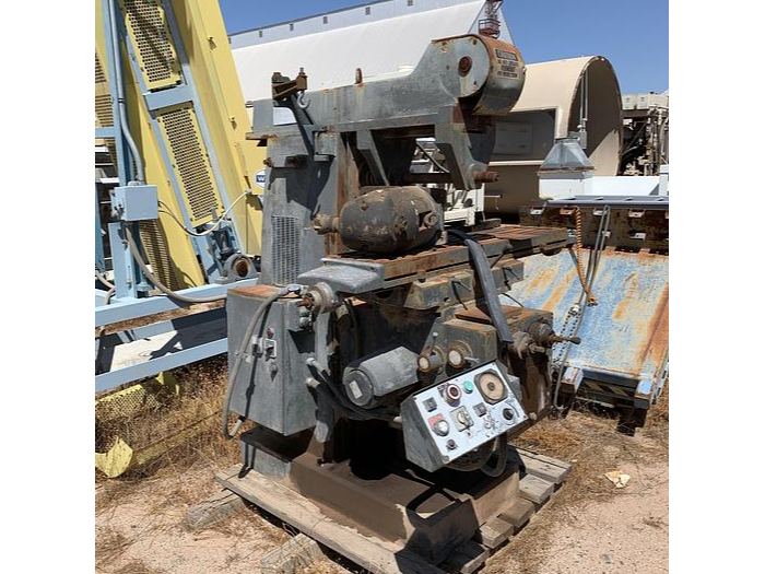 Used Lagun Horizontal and Vertical Milling Machine