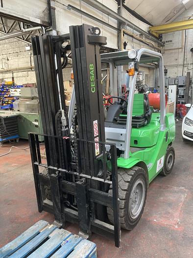 Used CESAB LPG forklift M335 M335