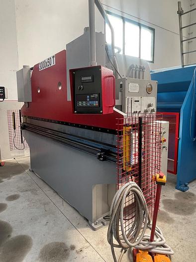 Usato PIEGATRICE COLGAR IDRAULICA  3000 X 50 TON