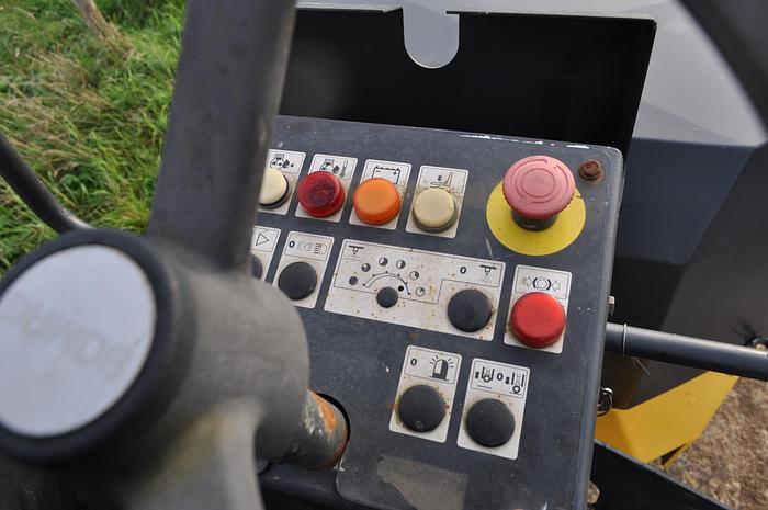 Used 2001 BOMAG BW120 AD-3